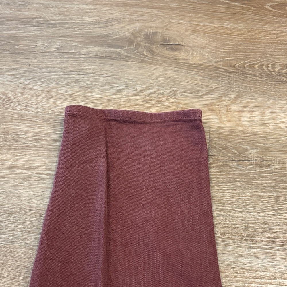 Bonobos Men's Straight Leg Jeans in Deep Burgundy - Picture 6 of 10